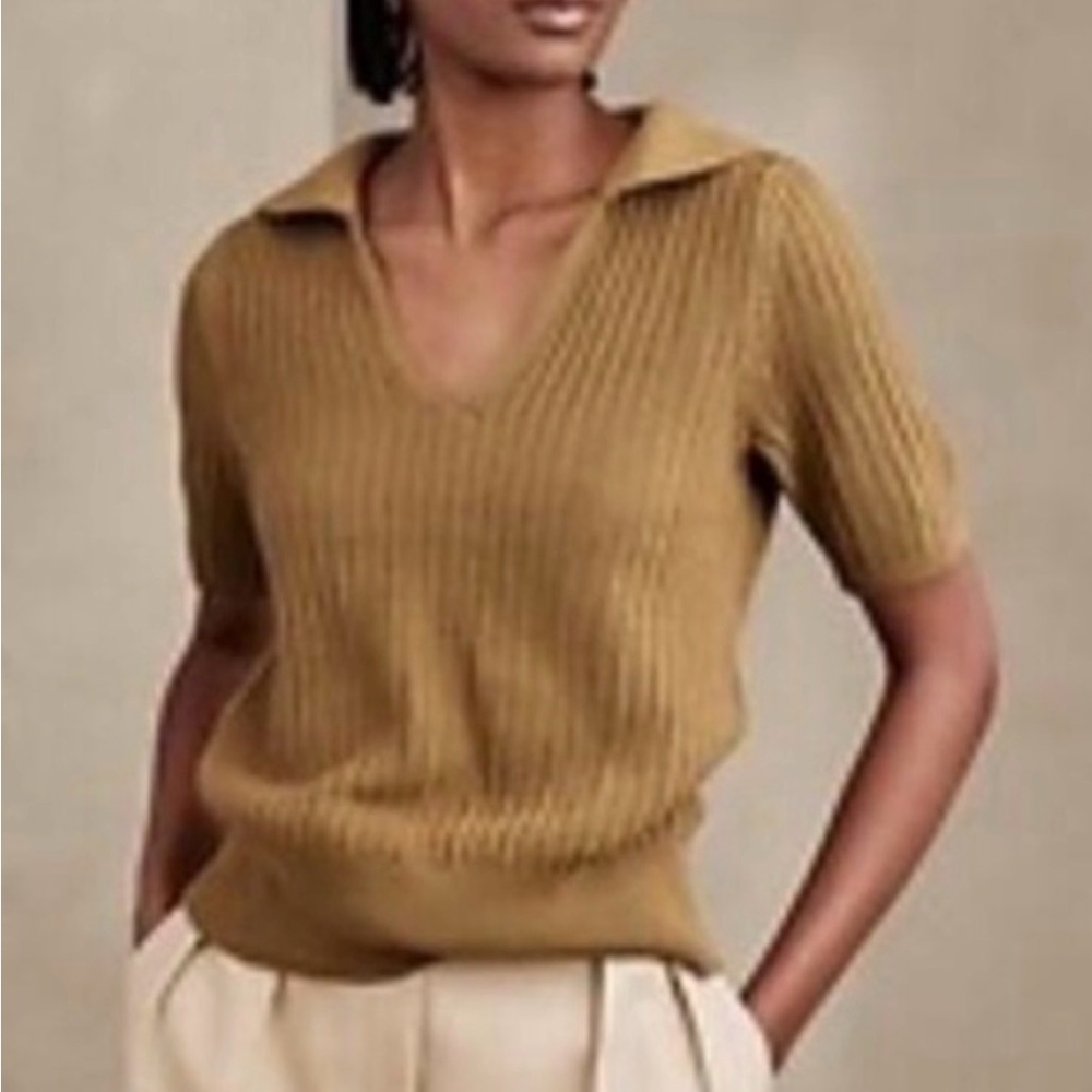 Banana Republic Women's V-Neck Ribbed Sweater - camel